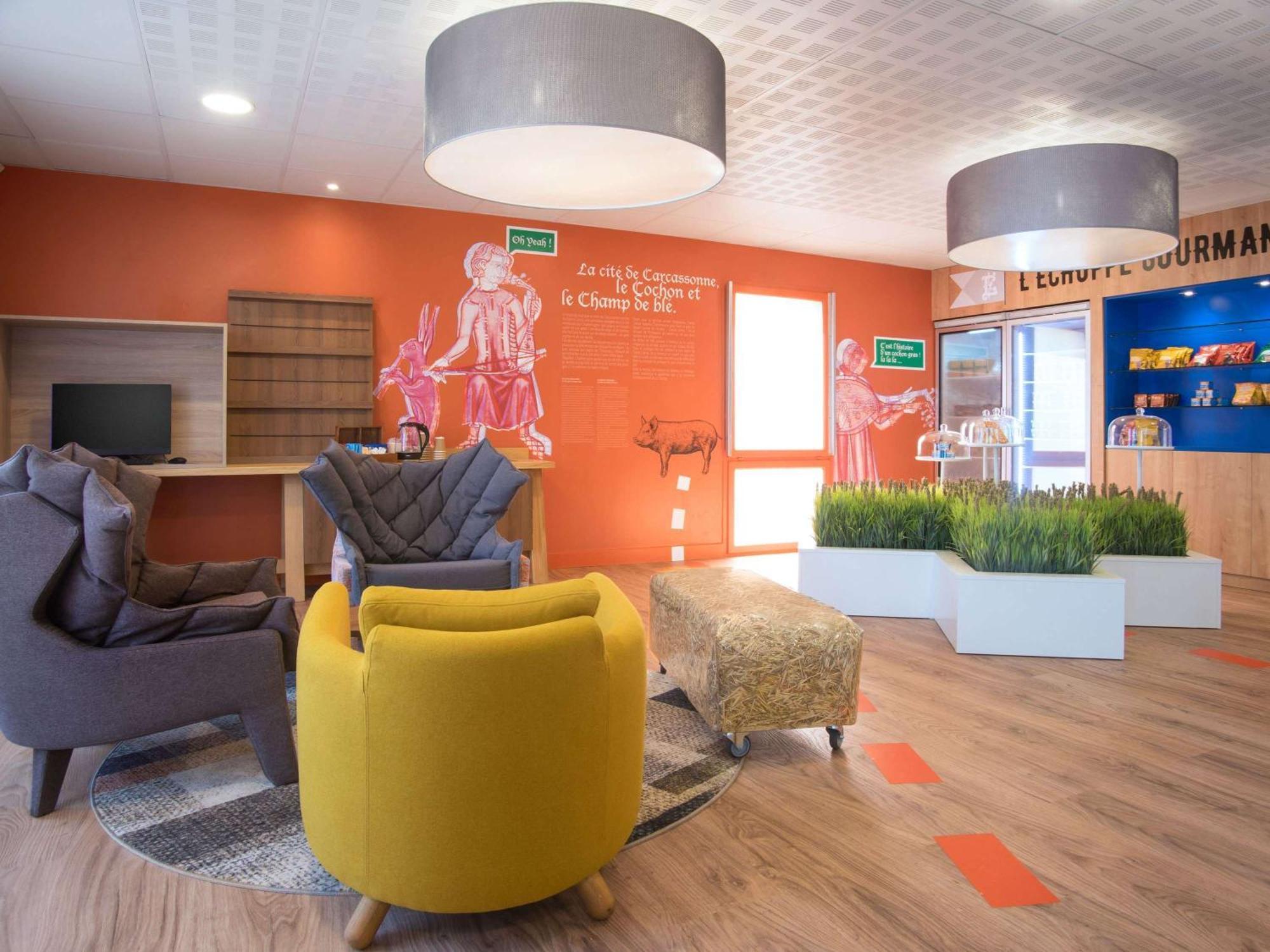 Отель Ibis Styles Carcassonne La Cite Экстерьер фото